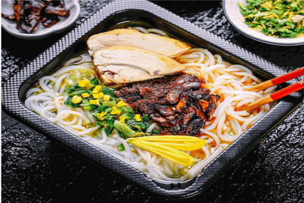 刘三姐云南过桥米线